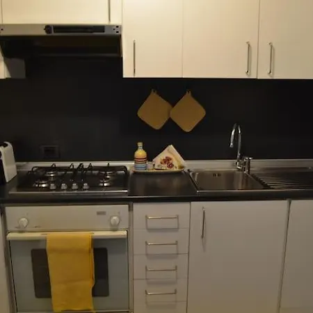 Joyful In A Building From The 1700s Hébergement de vacances