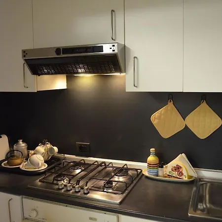 Joyful In A Building From The 1700s Hébergement de vacances