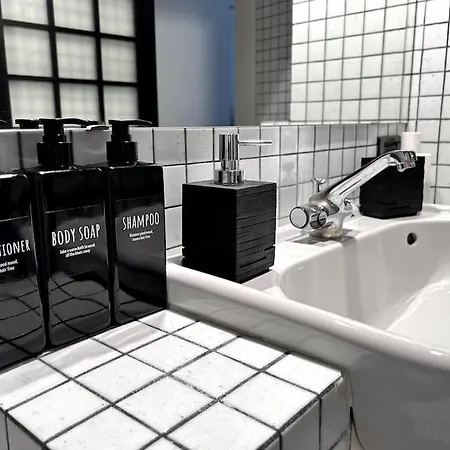 度假居 Joyful In A Building From The 1700s