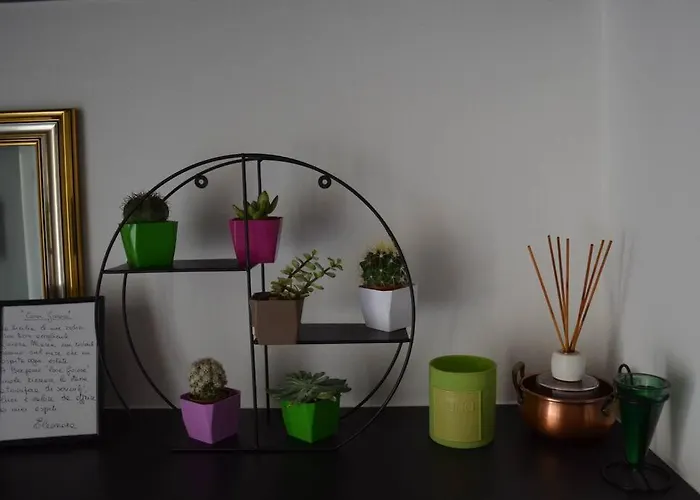 Joyful In A Building From The 1700s 度假居 *